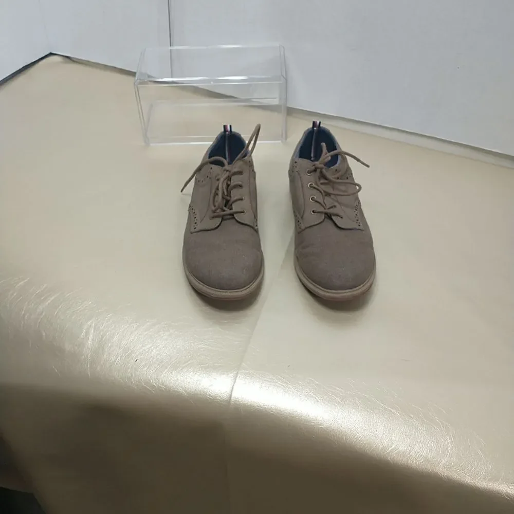 Tommy Hilfiger Michael Saddle Oxford Boy's Shoes SZ 4 brown.